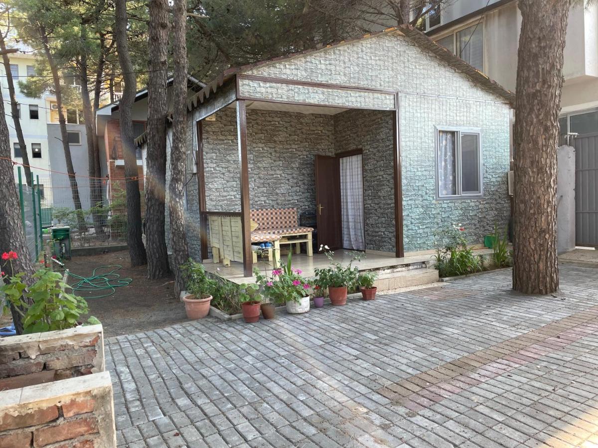 Relax Station House Velipoja Дом отдыха Шкодер